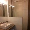 Salle de douche entièrement rénovée