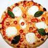 Pizza Margherita Buffala (Sauce tomate, Mozzarella Di Buffala, Basilic) - Restaurant Italien Il Seguto Paris 11 Bastille