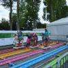 l' enfant doit se basculer pour faire avancer son cheval 