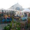 Le marché derrière l'église