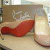 Pose d'un patin Topy sur des vernis LOUBOUTIN
