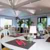 Salle du restaurant Kyriad Lannion