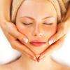 Massage du Visage aux Serviettes Chaudes