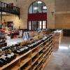 Intérieur de L'esprit des vins votre caviste sur Leognan