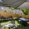 La terrasse côté cour pour passer un bon moment au calme
