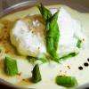 Oeuf Mollet aux Asperges et crèmes de volaille