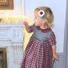 Robe brodée fait main
Doublure 100% coton
Ceinture noeud papillon