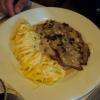 Une escalope servie avec des tagliatelles ! 