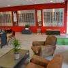 Notre espace de vente est fait pour que vous vous y sentiez comme à la maison, café et thé sont à disposition de la clientèle.