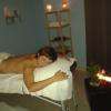 Les massages ou "l'art de l'abandon". Marocain, indien, balinais, suédois et instinctif. Accompagné de leurs huiles et huiles essentielles.