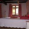 Chambre romantique juste au dessus de la bonne boulangerie 