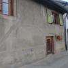 Maison traditionnelle :1m40 pour une porte d'entrée : baissez vos têtes !...
