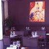Petite terrasse devant le restaurant, c est la qu il faut vous poser.