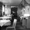 Ombre et lumière pour la salle du restaurant 