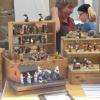 Artisanat rue de l'Eglise : les santons bretons 