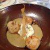 Noix de ST Jacques, velouté de lentilles et mousse coriandre.