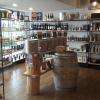 épicerie-fine avec café de spécialité torréfiés sur place, thés bio, produits breton, quebecois, anglais et espagnols & bien d'autres à venir.
