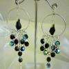 Boucles d'oreilles AMPHEA modèle "Cascades" en argent et cristal de Swarovski. Autres couleurs sur demande