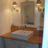 Salle d'eau suite 2ème étage (lavabo + douche + WC sanibroyeur)