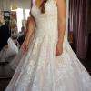 Essaie robe de mariée à Sully sur Loire, près d'Orléans (45)