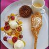 Fondant en Chocolat en Fleur de Courgette, et ses Fruits Frais