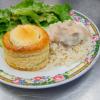Vol au vent aux champignons, riz et salade, La Broc'Angerie, le Mans, Sarthe (72)