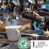 Lou Creative Food : deux baristas à votre service pour des cafés d'exception, espresso ou en extraction lente servis en carafe.