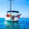 http://www.voilier-luckystar.com/location-voilier-croisiere-mediterranee/