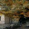 Grotte supérieure et terrasse
