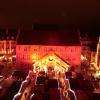 N'est-il pas beau notre hôtel de ville au milieu du marché de Noel ( vue de la grande roue)
