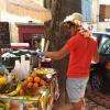 Un jus de fruits frais minute.