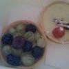 Tartelettes raisins /mûres /cerise & chocolat blanc / framboise