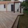 Pose d'une terrasse en bois exotique (ipé) sur l'ile de ré.