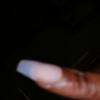 Ongle tellement plat et droit qu'il ressemble à la queue d'un ornithorynque 