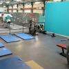 Un espace fitness pour s'échauffer et s'étirer.