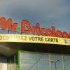l'enseigne du magasin 