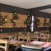 Salle du restaurant O Chalet Savoyard, chaleureuse et cozy, à Meaux, Seine et Marne (77)