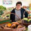 Marie Luce Saint Martin, vous accueille avec le sourire, à l'épicerie et primeur O Fil des Saisons, Samatan (32130)