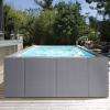 Installer un spa extérieur sur la terrasse d'un appartement à Paris.