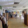 un magasin clair , spacieux , que nous apprécions beaucoup !