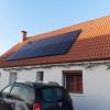 Panneaux photovoltaïques installés sur un toit - Photo climat