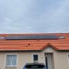 Panneaux photovoltaïques sur un toit - Photo climat