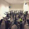Un peu de vélo ? Nous vous proposons des cours de RPM ou de SPRINT. Venez transpirez et travailler votre cardio en 45min max.