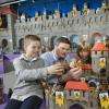 Au PLAYMOBIL FunPark, les enfants vont pouvoir jouer dans les décors géants de leurs PLAYMOBIL comme le château de princesse ou encore celui des chevaliers... 