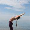 Tadasana, posture de la montagne :variation en mouvement, 2ème et 11ème mouvement de surya namaskar, la salutation au soleil