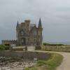 Le château Turpault, qui marque le début de la côte sauvage