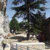 Sur la droite le refuge