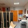 Salle d'attente et bureau d'accueil 