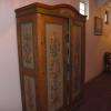 Armoire dans le couloir de l'hôtel