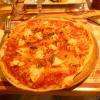 pizza chèvre, miel, noix